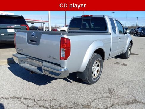 Used 2008 Nissan Frontier SE w/ Tow Hitch Pkg image 6