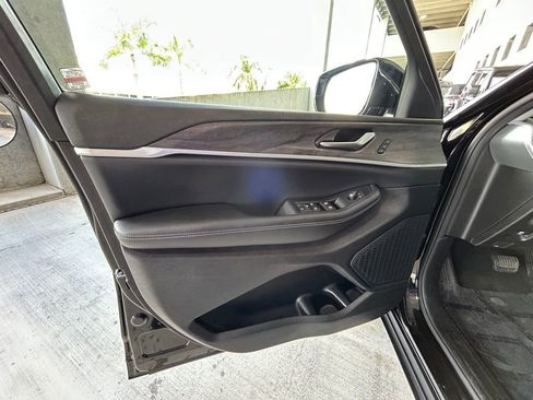 Used 2023 Jeep Grand Cherokee L Limited image 43