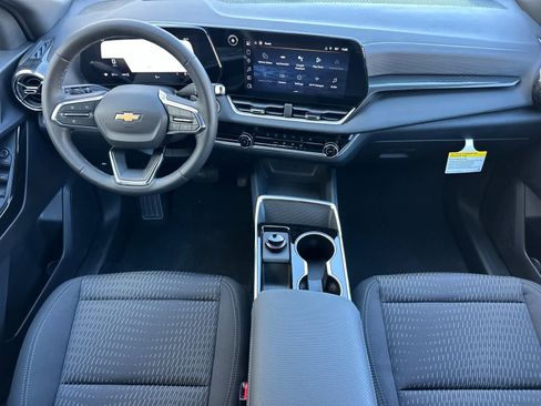 New 2026 Chevrolet Equinox LT w/ LPO, Floor Liner Package AWD/4WD image 3
