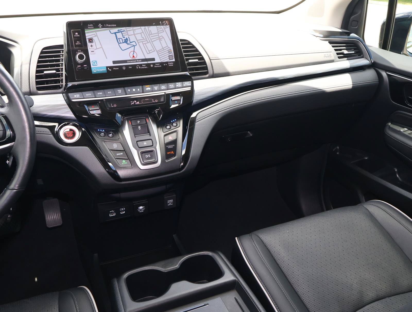 Used 2025 Honda Odyssey Elite image 11