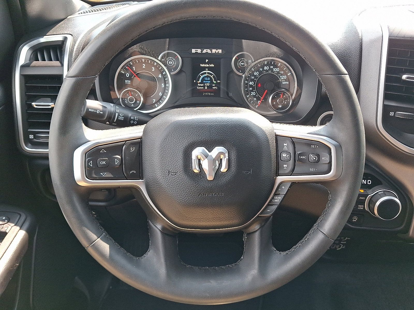 Used 2025 RAM 1500 Big Horn AWD/4WD image 19