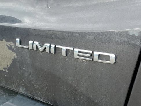 Used 2020 Jeep Renegade Limited AWD/4WD image 6