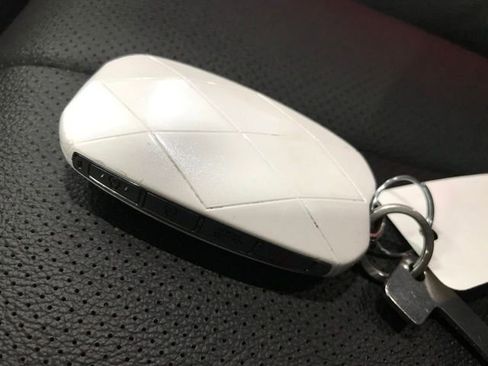 Used 2025 Genesis GV80 2.5T Standard image 22