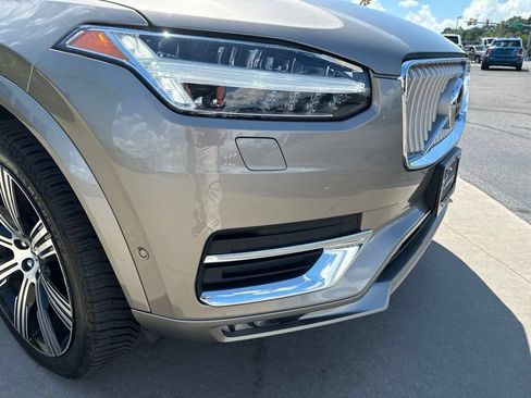 Used 2022 Volvo XC90 T6 Inscription w/ Advanced Package AWD/4WD image 12