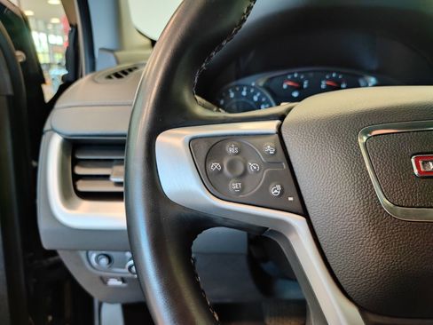 Used 2023 GMC Terrain SLT FWD image 19