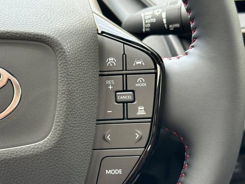 New 2026 Toyota Prius Plug-In Hybrid FWD image 25