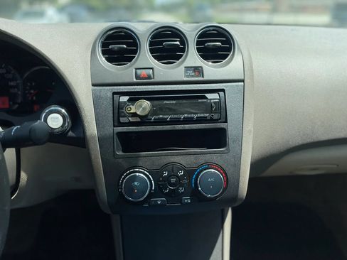 Used 2012 Nissan Altima 2.5 S FWD image 17
