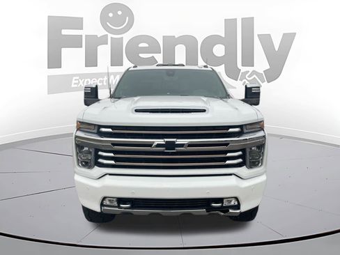 Used 2020 Chevrolet Silverado 2500 High Country image 2