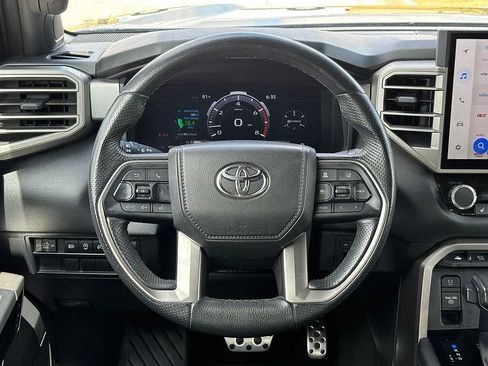 Used 2025 Toyota Tundra Limited w/ TRD Off-Road Package AWD/4WD image 17