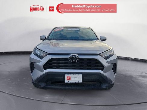 Certified 2022 Toyota RAV4 LE image 8