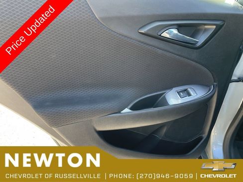 Used 2024 Chevrolet Malibu LT FWD image 42