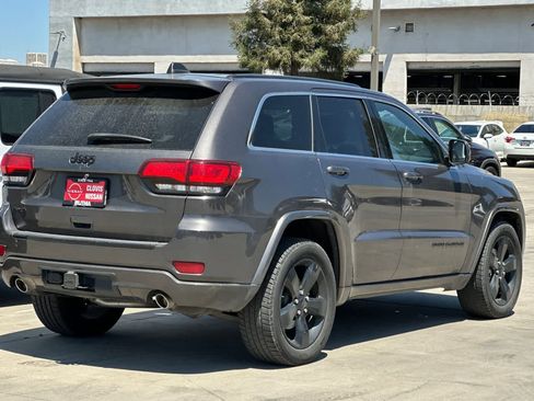 Used 2015 Jeep Grand Cherokee Altitude AWD/4WD image 3
