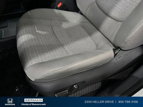 Used 2022 Toyota Sienna LE FWD image 19