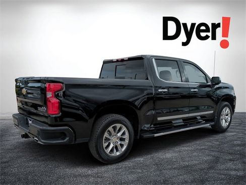 Certified 2024 Chevrolet Silverado 1500 High Country w/ High Country Premium Package image 3
