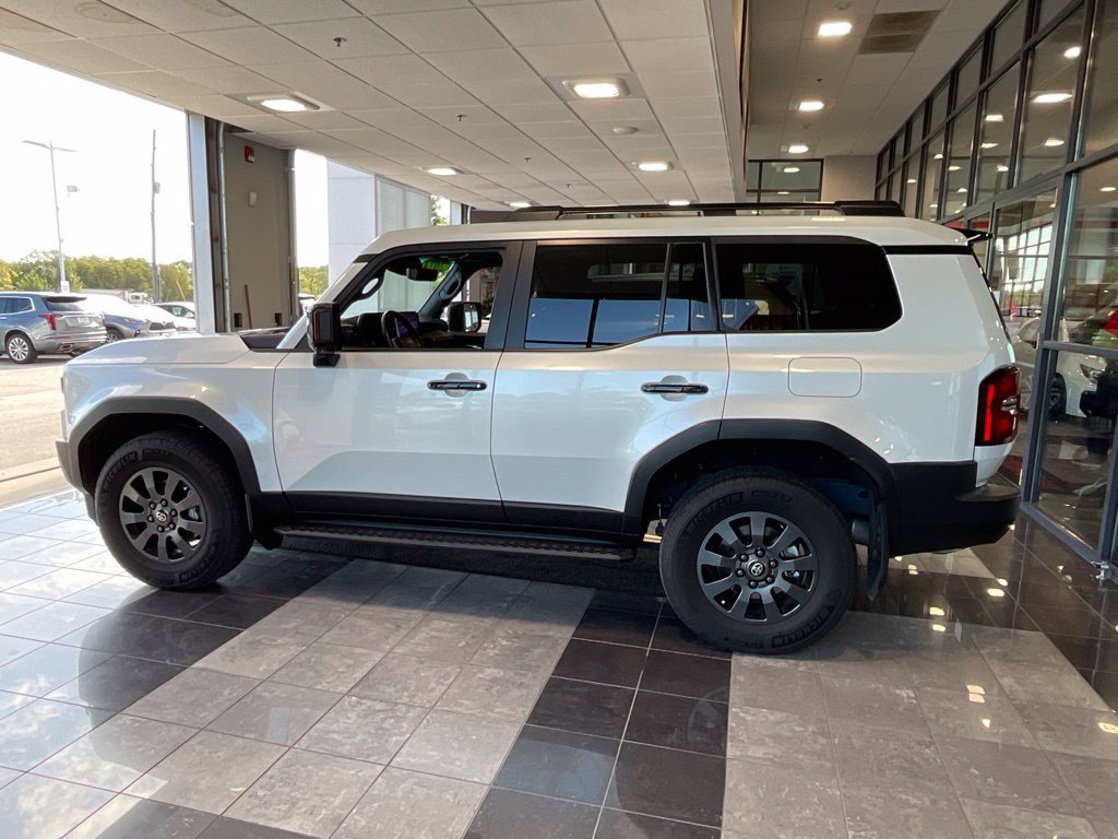 Used 2024 Toyota Land Cruiser AWD/4WD image 4