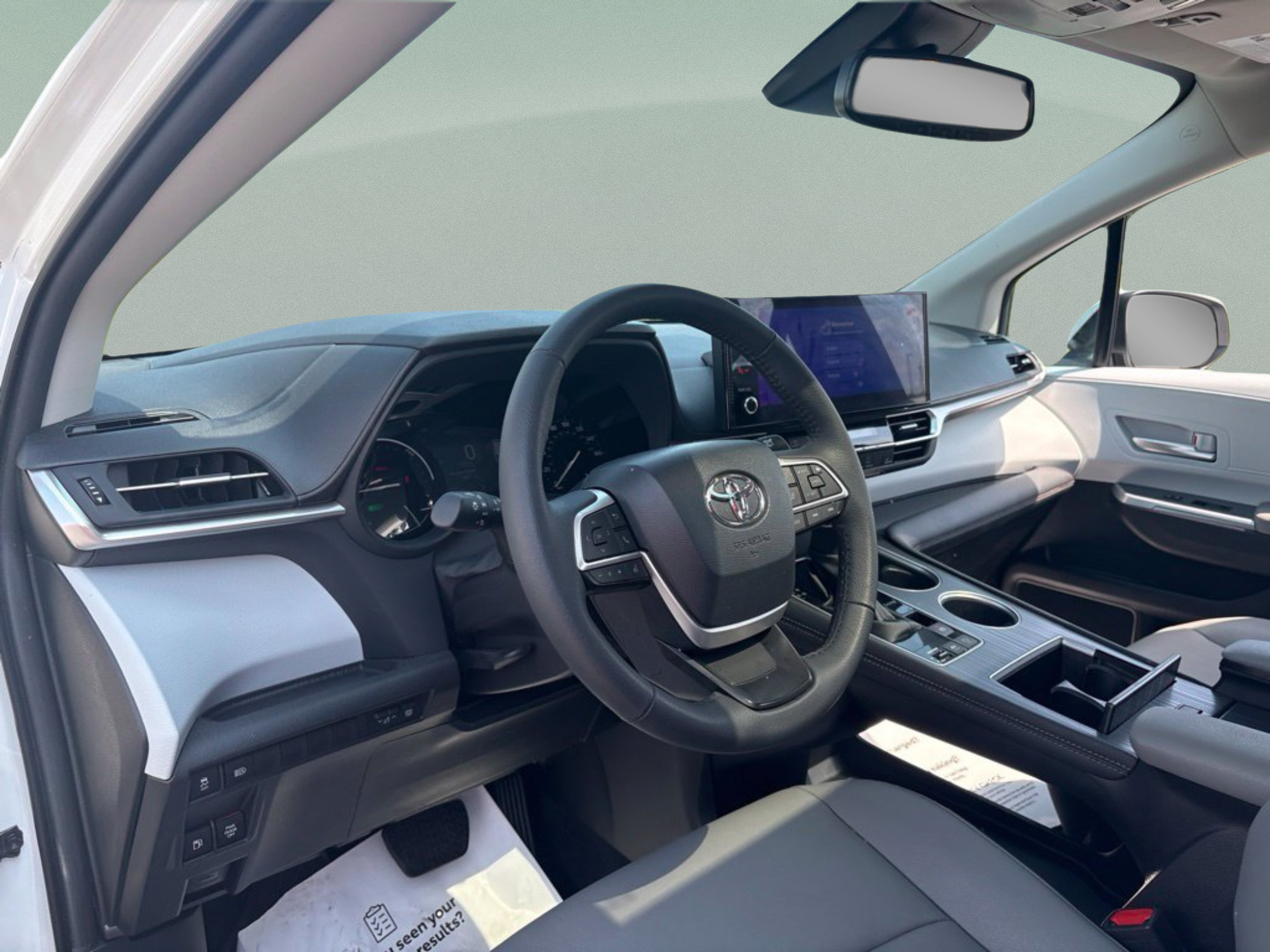 Certified 2026 Toyota Sienna XLE FWD image 20