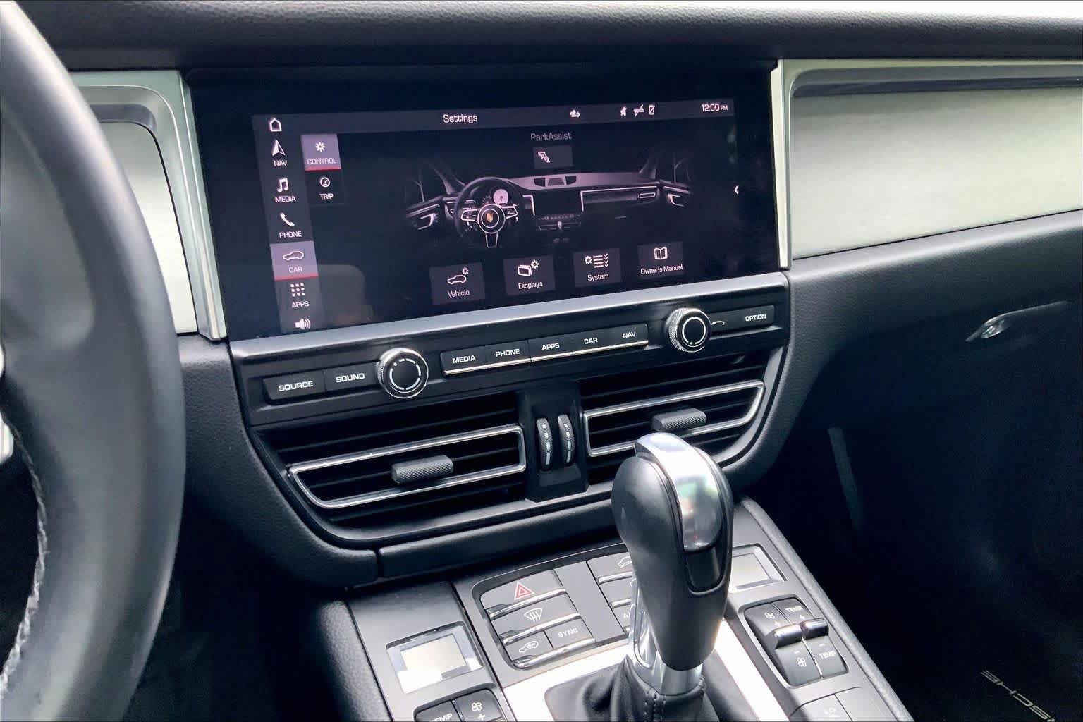 Used 2021 Porsche Macan AWD/4WD image 7