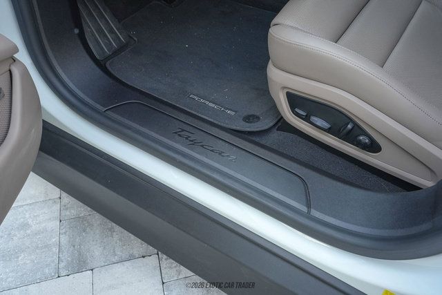 Used 2024 Porsche Taycan RWD image 26