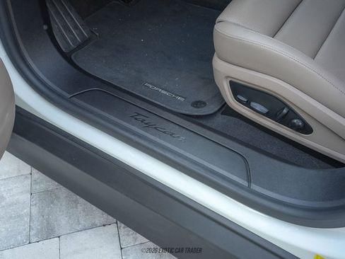 Used 2024 Porsche Taycan RWD image 26