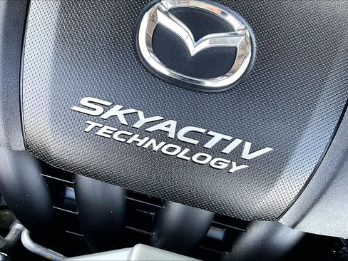 Used 2017 MAZDA MAZDA3 Touring w/ Popular Equipment Package image 27