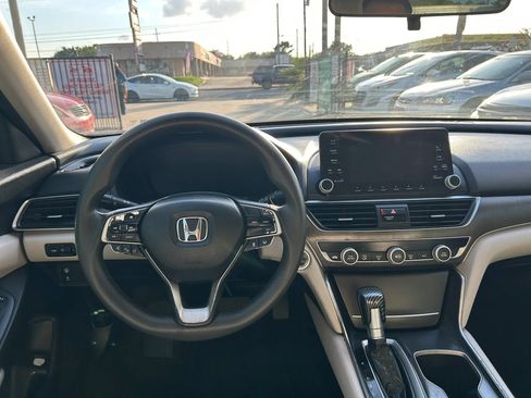 Used 2018 Honda Accord LX image 20