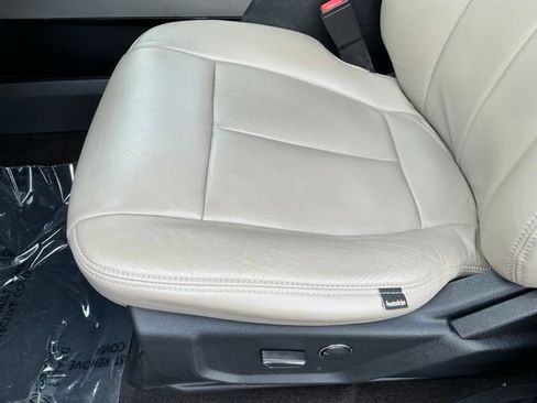 Used 2019 Ford Expedition XLT AWD/4WD image 15
