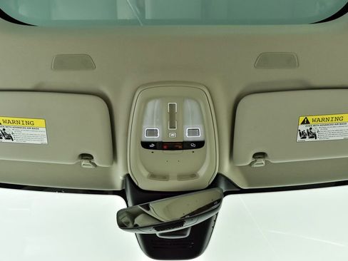 Certified 2024 Volvo V60 B5 Cross Country Plus image 21