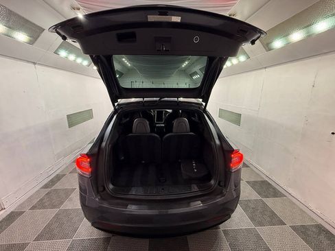 Used 2017 Tesla Model X 75D AWD/4WD image 36