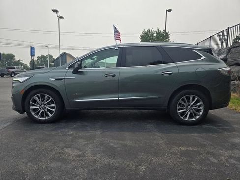 Used 2023 Buick Enclave Avenir w/ Avenir Technology Package AWD/4WD image 8