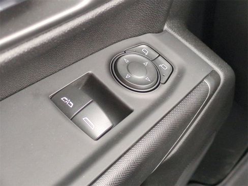 Used 2022 GMC Sierra 2500 Pro w/ Convenience Package image 18