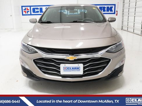Used 2023 Chevrolet Malibu LT FWD image 2