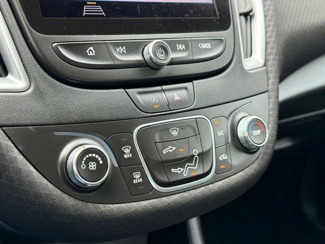 Used 2020 Chevrolet Malibu LS w/ Driver Confidence Package II FWD image 16