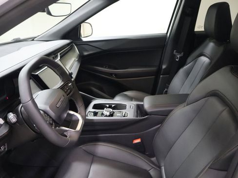 New 2026 Jeep Cherokee Limited image 10