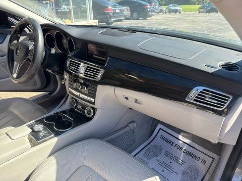 Used 2014 Mercedes-Benz CLS 550 image 34