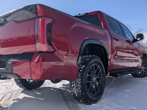 Used 2023 Toyota Tundra Platinum image 5