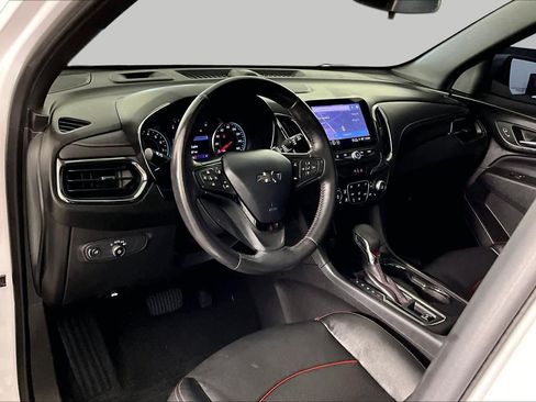 Used 2022 Chevrolet Equinox RS w/ RS Leather Package FWD image 17