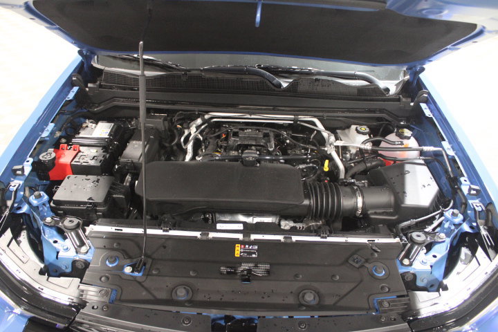 New 2026 Chevrolet Colorado ZR2 w/ Off-Road Front Bumper Package AWD/4WD image 45