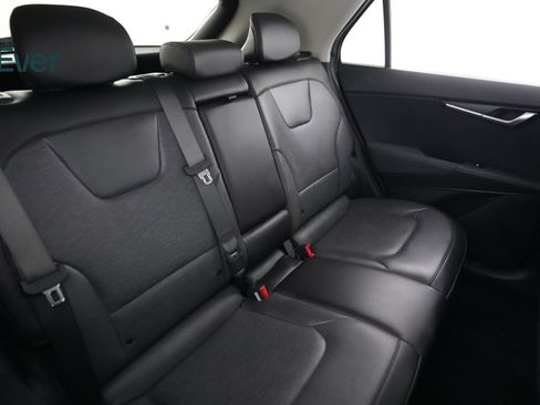 Used 2023 Kia Niro Wave FWD image 5