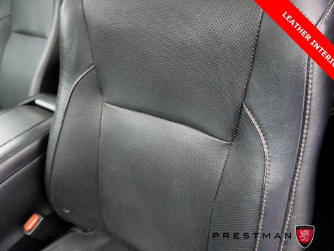 Used 2018 Toyota Highlander Limited Platinum AWD/4WD image 13