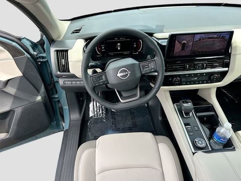 New 2026 Nissan Pathfinder SL AWD/4WD image 17