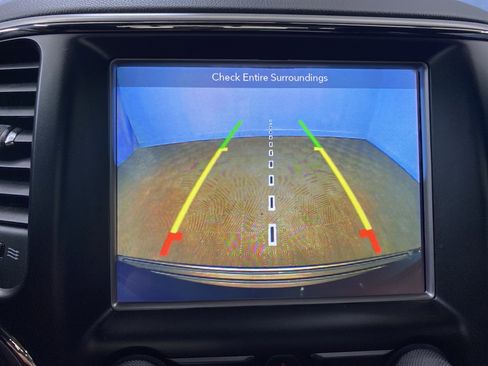 Certified 2018 Jeep Grand Cherokee High Altitude image 16