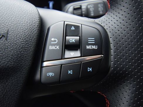 Used 2025 Ford Escape ST-Line AWD/4WD image 32