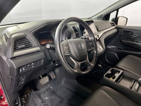 Used 2023 Honda Odyssey Sport image 9