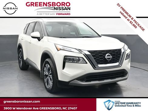 Used 2023 Nissan Rogue SV w/ SV Premium B Package FWD image 1