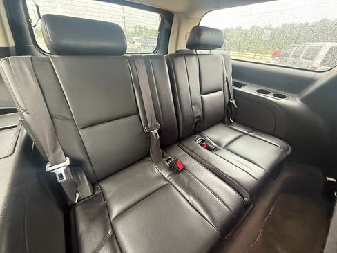 Used 2013 GMC Yukon XL 2500 SLT AWD/4WD image 10