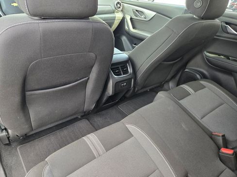 Used 2025 Chevrolet Blazer LT image 18
