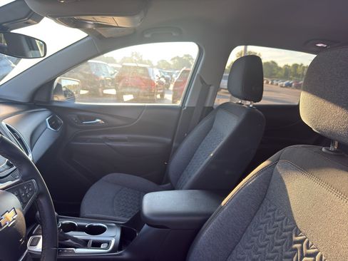 Certified 2023 Chevrolet Equinox LT AWD/4WD image 26