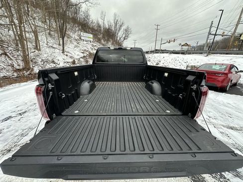 Used 2022 Toyota Tundra Platinum image 23