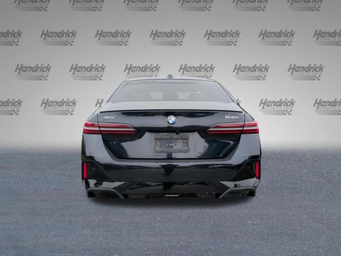 Used 2024 BMW 540i xDrive w/ Premium Package AWD/4WD image 8