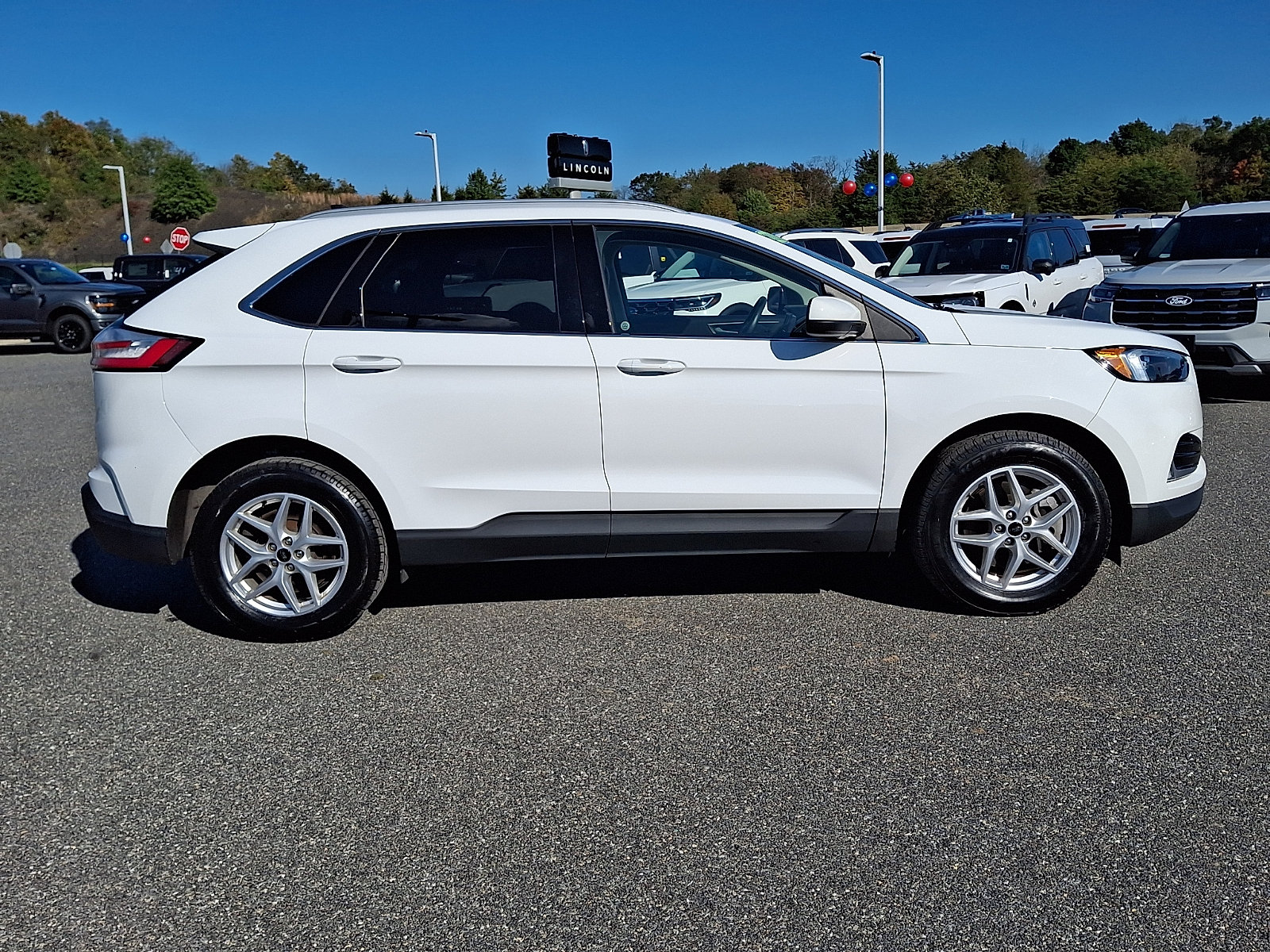 Used 2023 Ford Edge SEL w/ Convenience Package AWD/4WD image 8